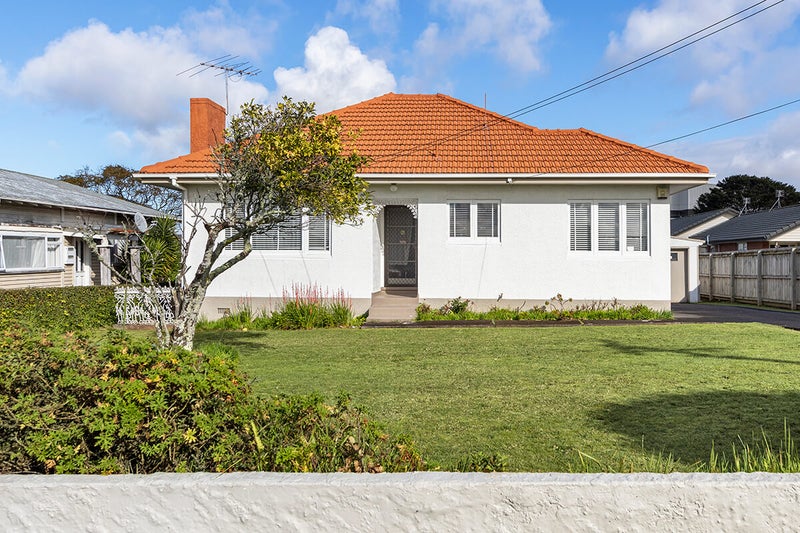 29 Clendon Avenue, Papatoetoe, Auckland - Carousel 1