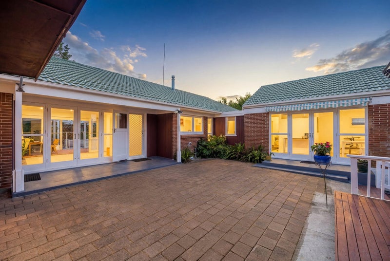 30 Barlow Place, Chatswood, Auckland - Carousel 2