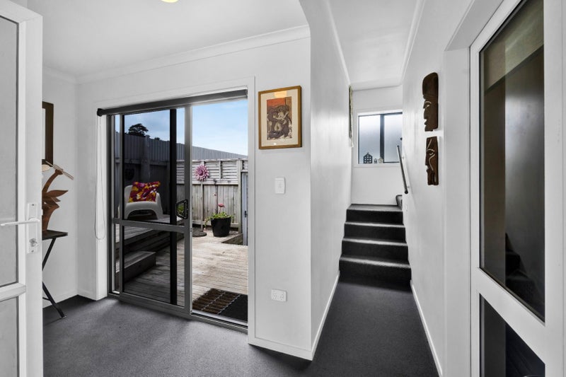 14 West Quay, Waitara, Waitara - Carousel 2