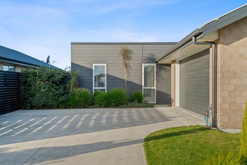 Property Valuation for 84 Strauss Drive, Rolleston, Rolleston Trade