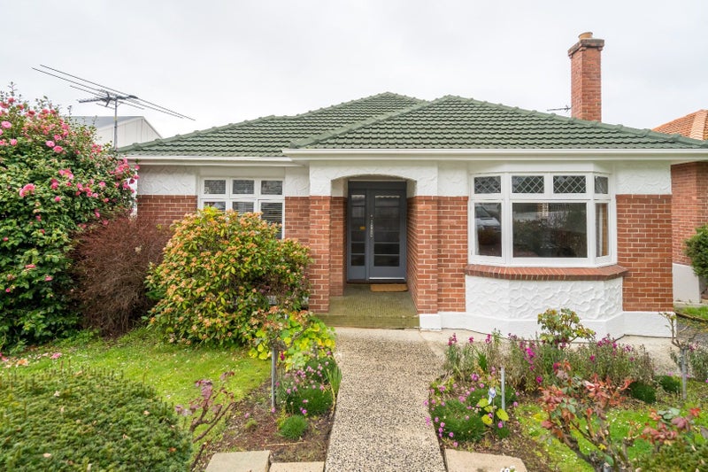 139 Forbury Road, Saint Clair, Dunedin - Carousel 1