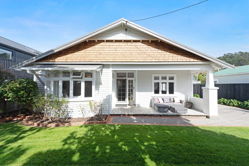 4 Gore Street, Seatoun, Wellington - Carousel 22