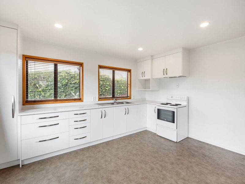 1202A Victoria Street, Whitiora, Hamilton - Carousel 2