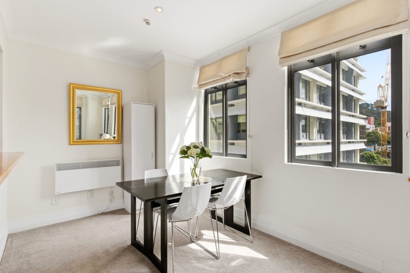 4B/16 The Terrace, Wellington Central, Wellington - Carousel 2