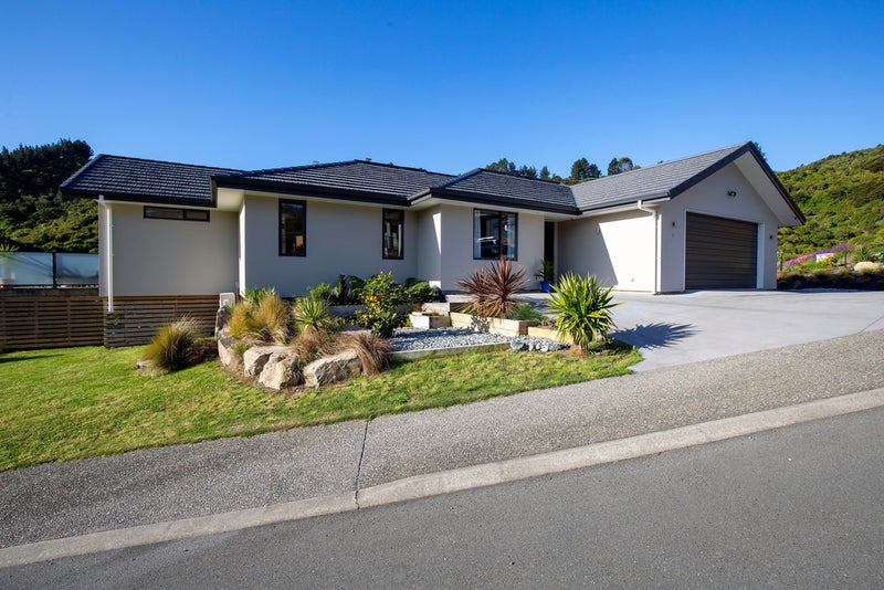5 Skylark Rise, Todds Valley, Nelson - Carousel 1