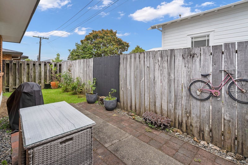 2/11 Wrack Street, Kensington, Whangarei - Carousel 16