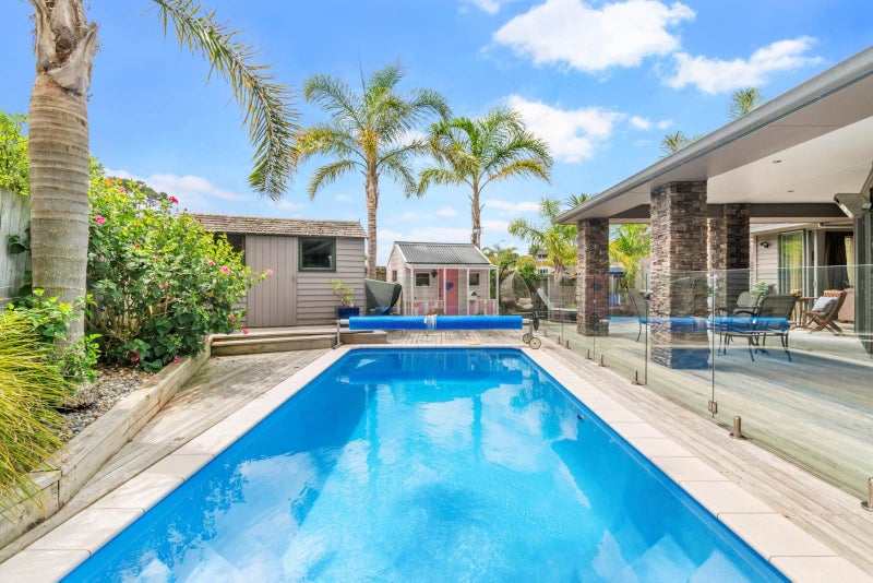 76 Ferry Road, Arkles Bay, Whangaparaoa - Carousel 1