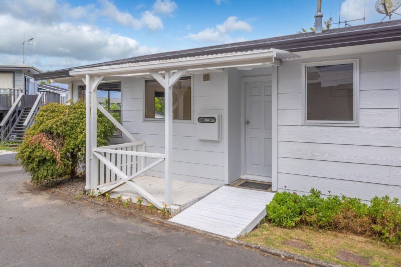 36 Rothesay Place, Dinsdale, Hamilton - Carousel 2