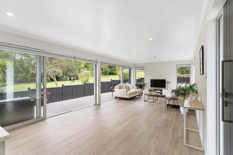 67 Athena Drive, Totara Vale, Auckland - Carousel 2