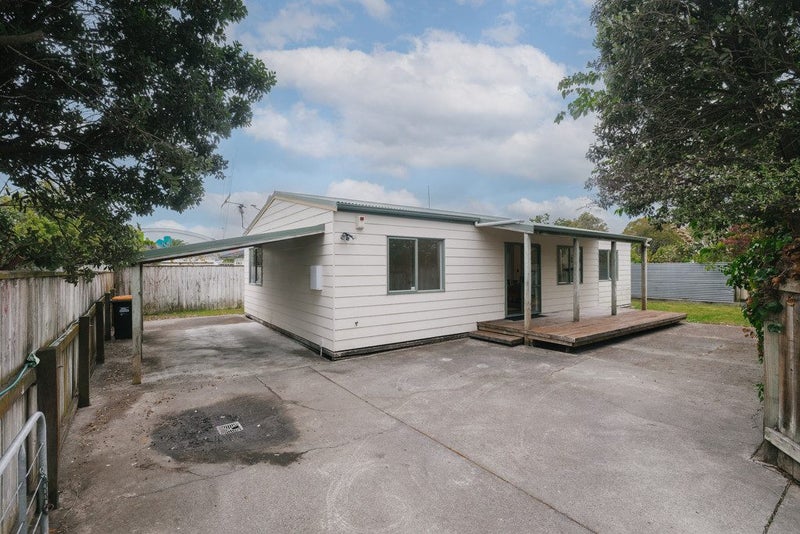 29 Bryant Street, Takaro, Palmerston North - Carousel 1