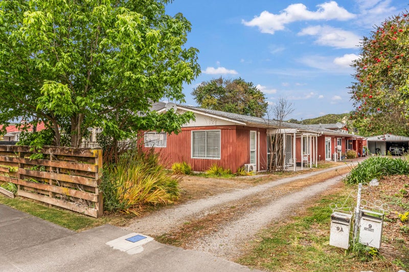 9 Iranui Road, Inner Kaiti, Gisborne - Carousel 1