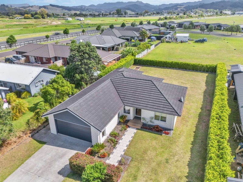 3 Bravo Place, Whitianga, Whitianga - Carousel 1