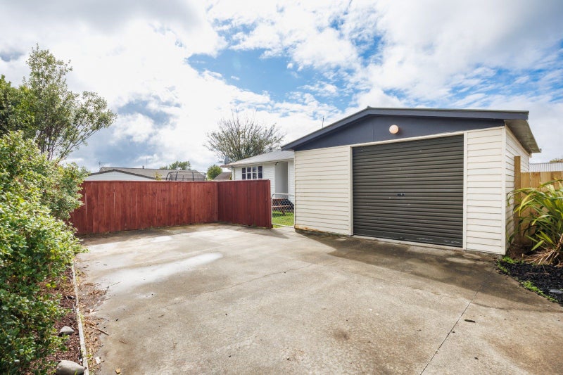 53E Port Street West, Feilding - Carousel 13