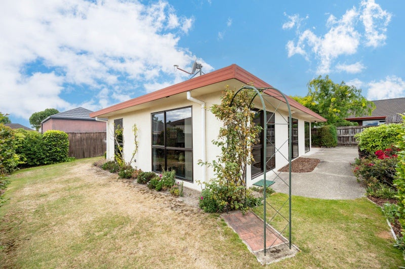 2/10 Stead Crescent, Stoke, Nelson - Carousel 17