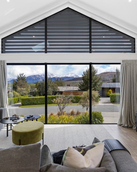 3A Rannoch Drive, Jacks Point, Queenstown - Carousel 2