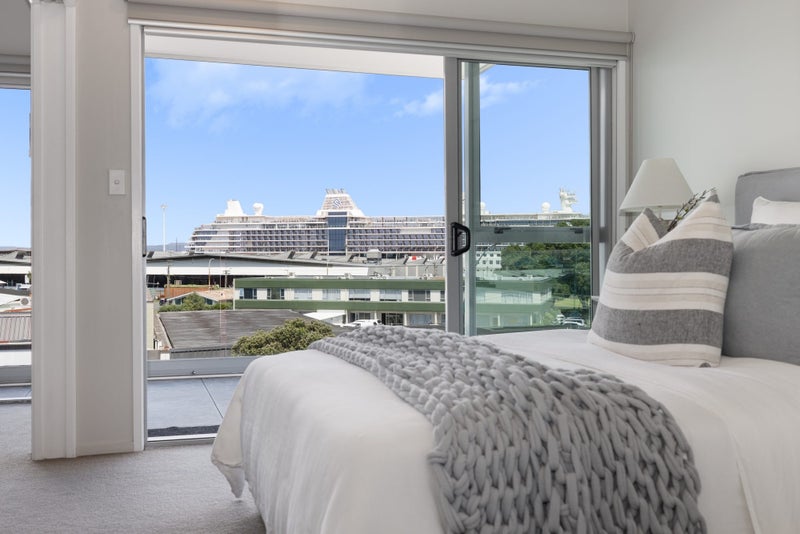 301/277 Maunganui Road, Mount Maunganui, Mount Maunganui - Carousel 1