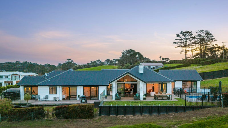 72 Vaughans Road, Albany - Carousel 2