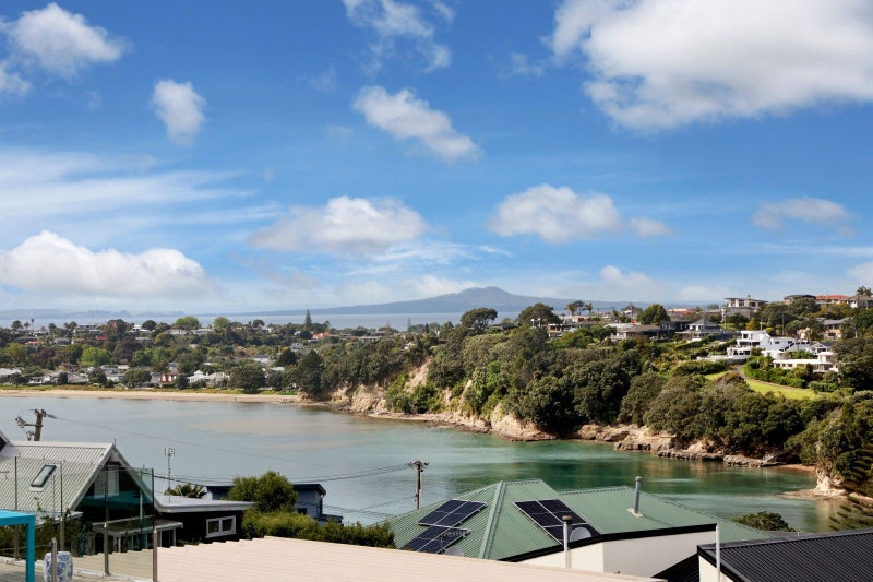67 Ardern Avenue, Stanmore Bay, Whangaparaoa - Carousel 1