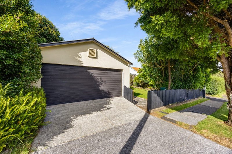 37 Duke Street, Mount Roskill, Auckland - Carousel 2