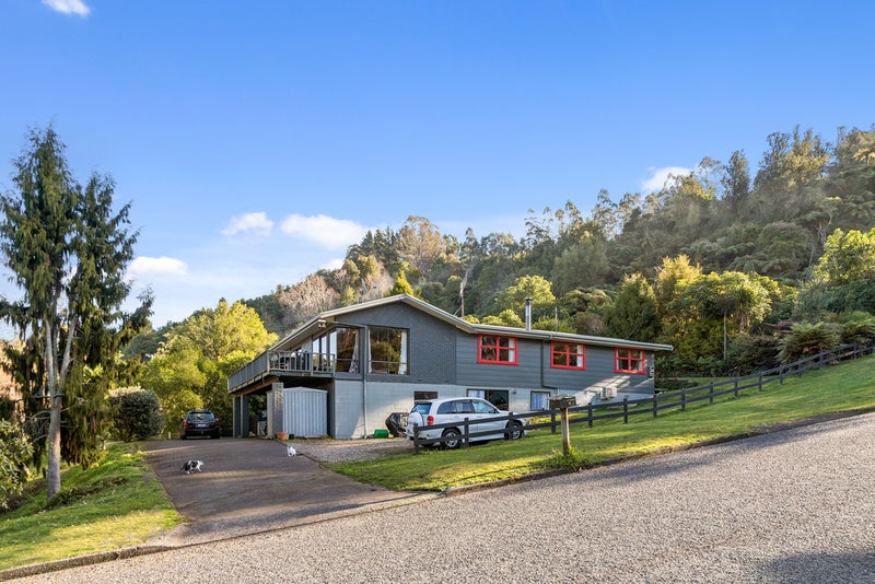 2 Branch Road, Lake Okareka, Rotorua - Carousel 1
