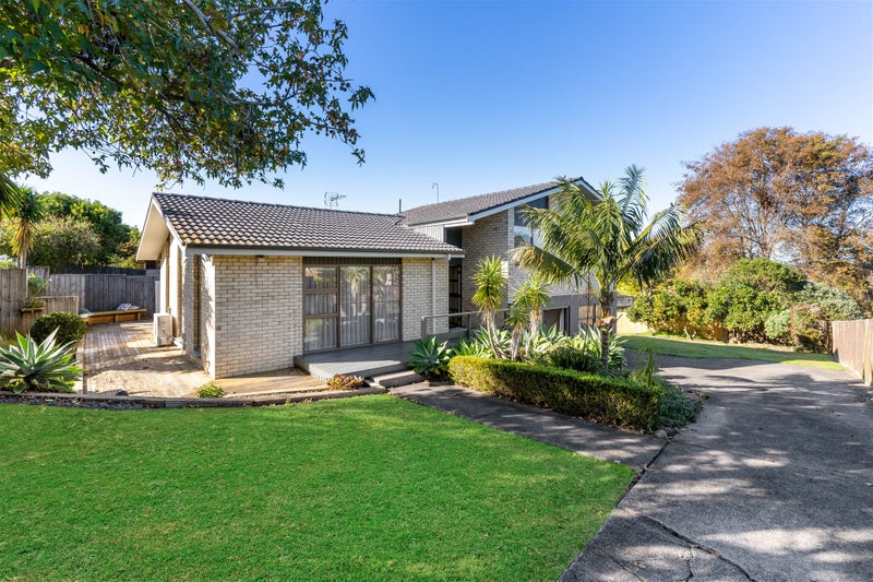 Property Valuation for 16 Palmyra Way, Half Moon Bay, Auckland Trade