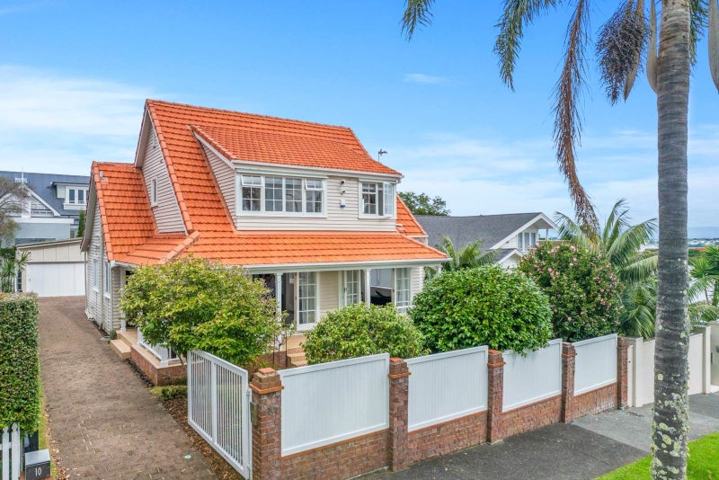 10 Upton Street, Herne Bay, Auckland - Carousel 1