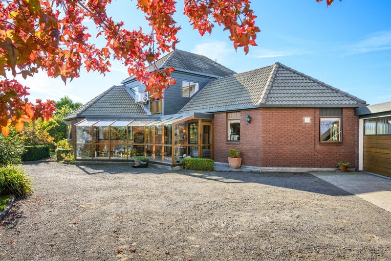 14 Tennent Court, Marton - Carousel 2