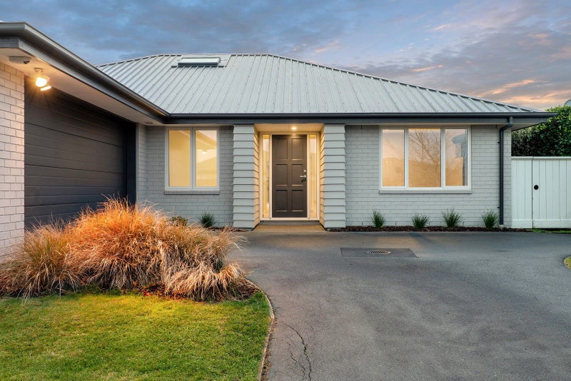 16 Bamber Crescent, Halswell, Christchurch - Carousel 2