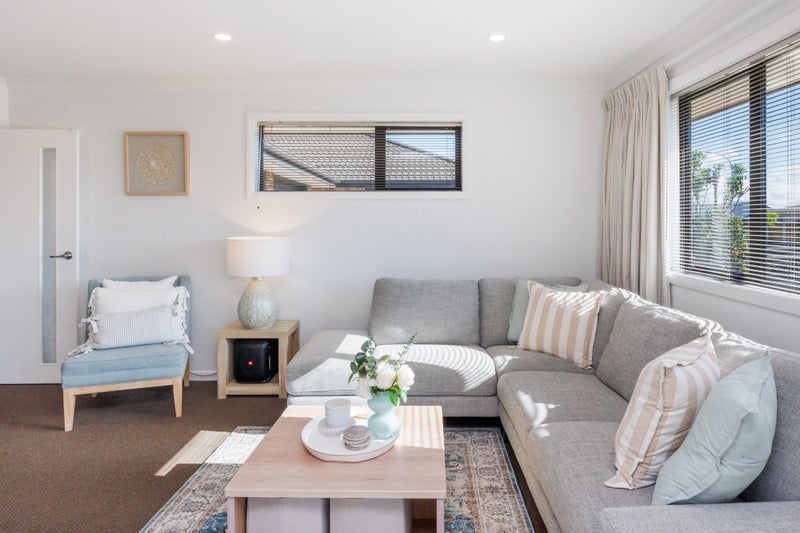 52 Brooklyn Heights Drive, Kelvin Grove, Palmerston North - Carousel 2