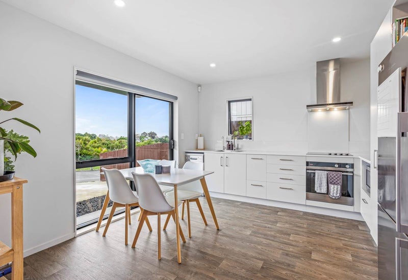 6 Jean Alma Lane, Wattle Downs, Manukau City, Auckland - Carousel 2