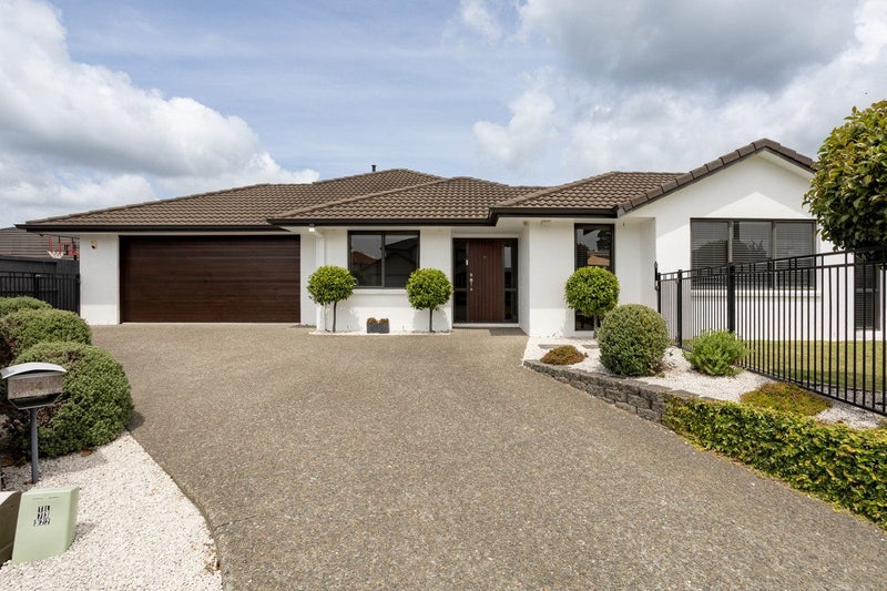 14 Glenmonarch Place, Pyes Pa, Tauranga - Carousel 1