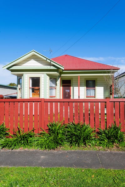 402 Aberdeen Road, Gisborne, Gisborne - Carousel 1