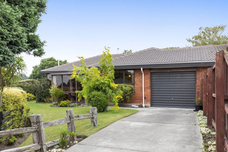 1/40 Shannon Place, Belfast, Christchurch - Carousel 1