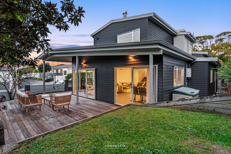 1 Ripon Crescent, Meadowbank, Auckland - Carousel 1