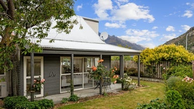 9 Alta Place, Frankton, Queenstown - Carousel 1