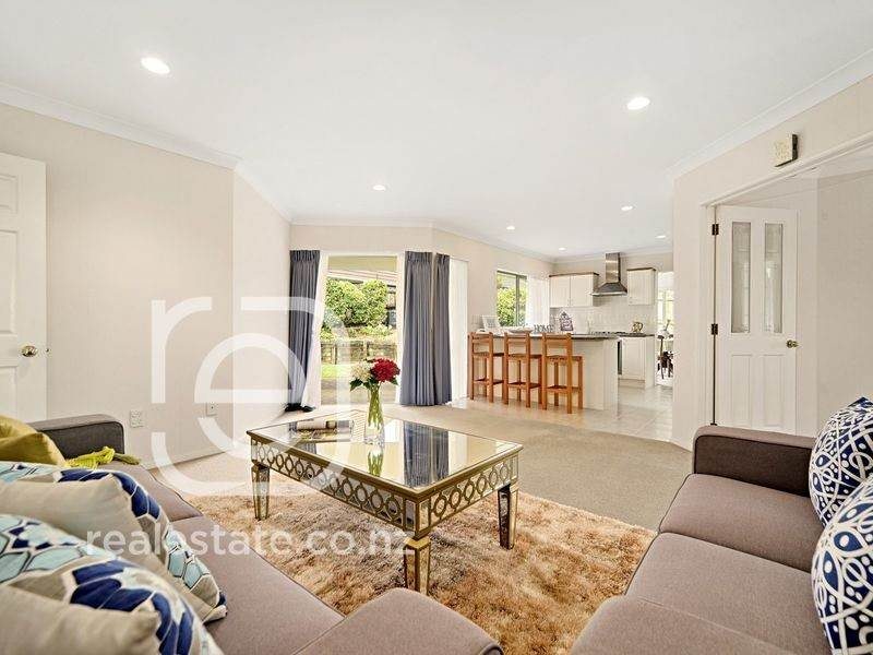 23 Oakridge Way, Northpark, Auckland - Carousel 2