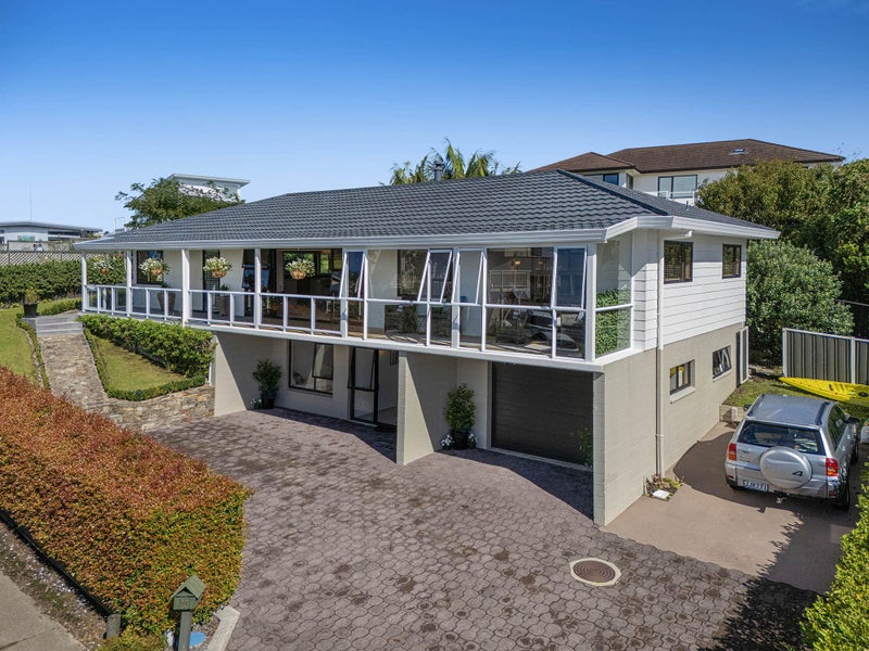 19 Kahurangi Place, Snells Beach, Snells Beach - Carousel 1