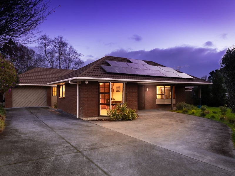 51 Park Avenue, Waikanae - Carousel 1