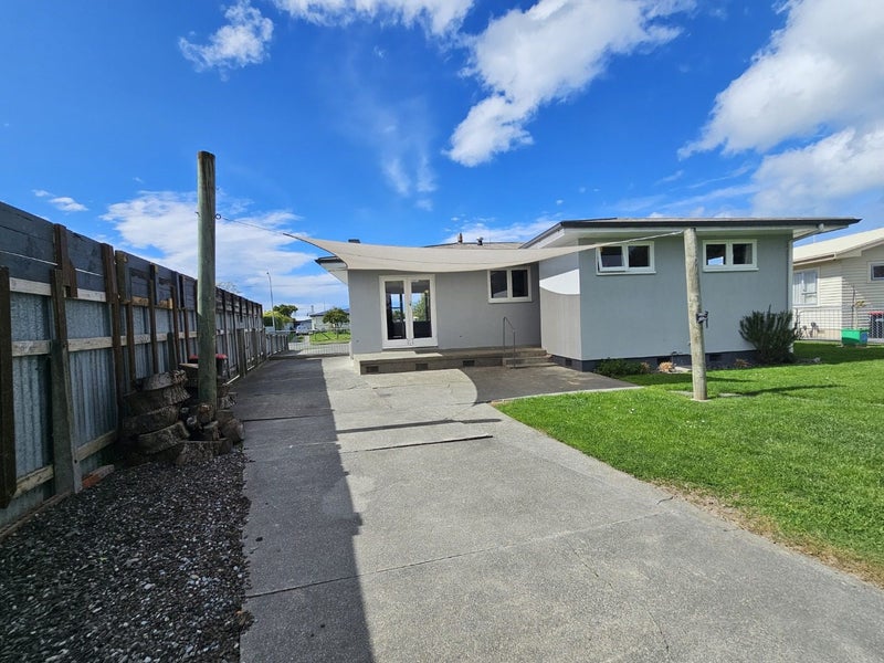 11 Hitchings Avenue, Onekawa, Napier - Carousel 16