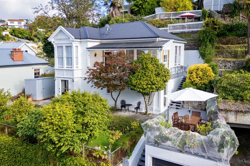 6 Cameron Road, Bluff Hill, Napier - Carousel 26