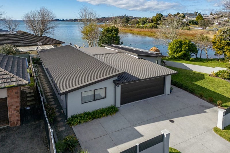 205 Welcome Bay Road, Welcome Bay, Tauranga - Carousel 2