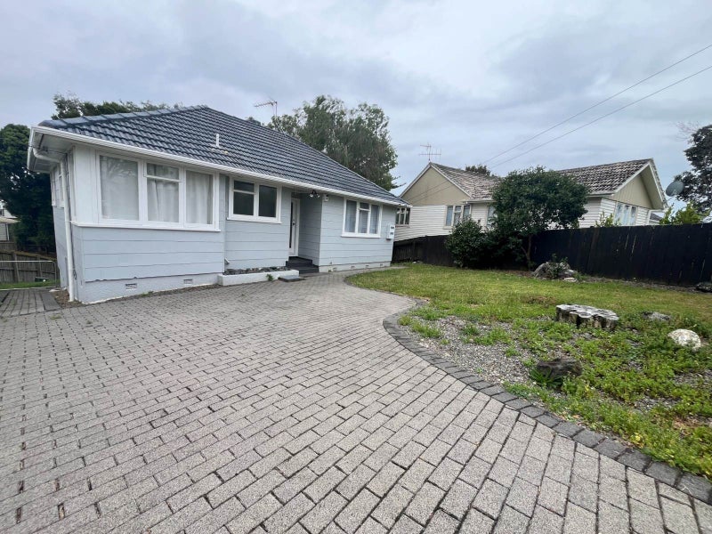 35 Taniwha Street, Wai o Taiki Bay, Auckland - Carousel 1