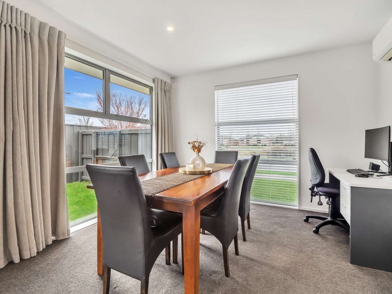 12 Castleton Drive, Rolleston, Rolleston - Carousel 2