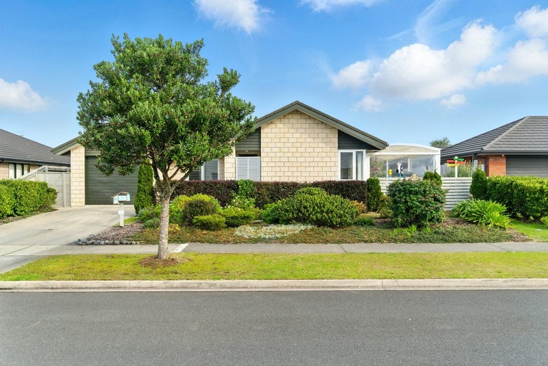 40 Blanche Road, Papamoa Beach, Papamoa - Carousel 1