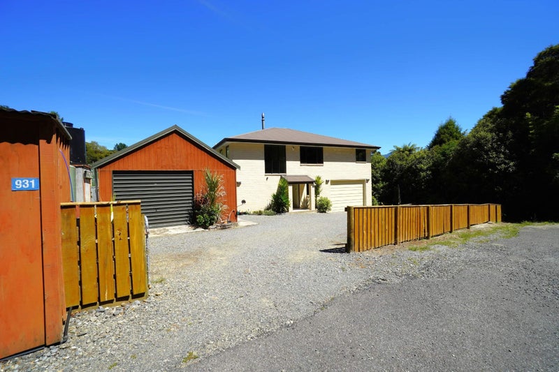 931 Kenepuru Road, Picton - Carousel 2