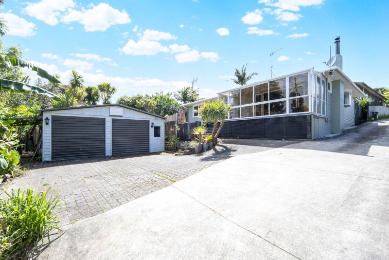 73 Barrys Road, Glendene, Auckland - Carousel 2