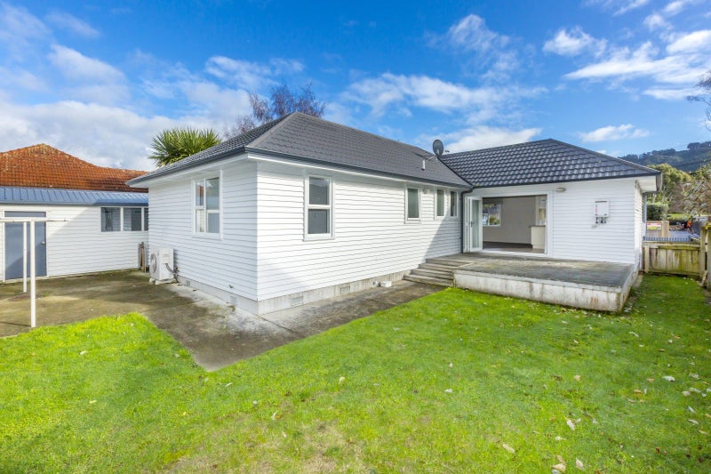 55 Longfellow Street, Trentham, Upper Hutt - Carousel 23