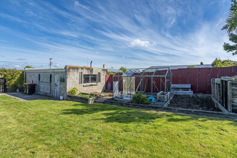 8 Talbot Street, East Gore, Gore - Carousel 38