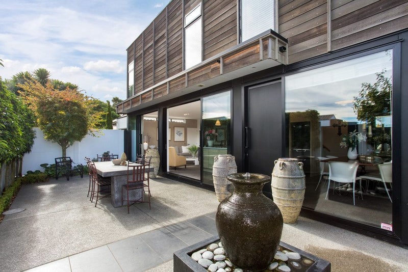 1/94 CALEDONIAN ROAD, St Albans, Christchurch - Carousel 12