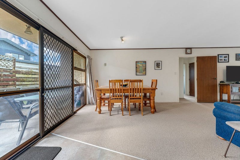 7A Kirrama Place, Conifer Grove, Takanini - Carousel 2
